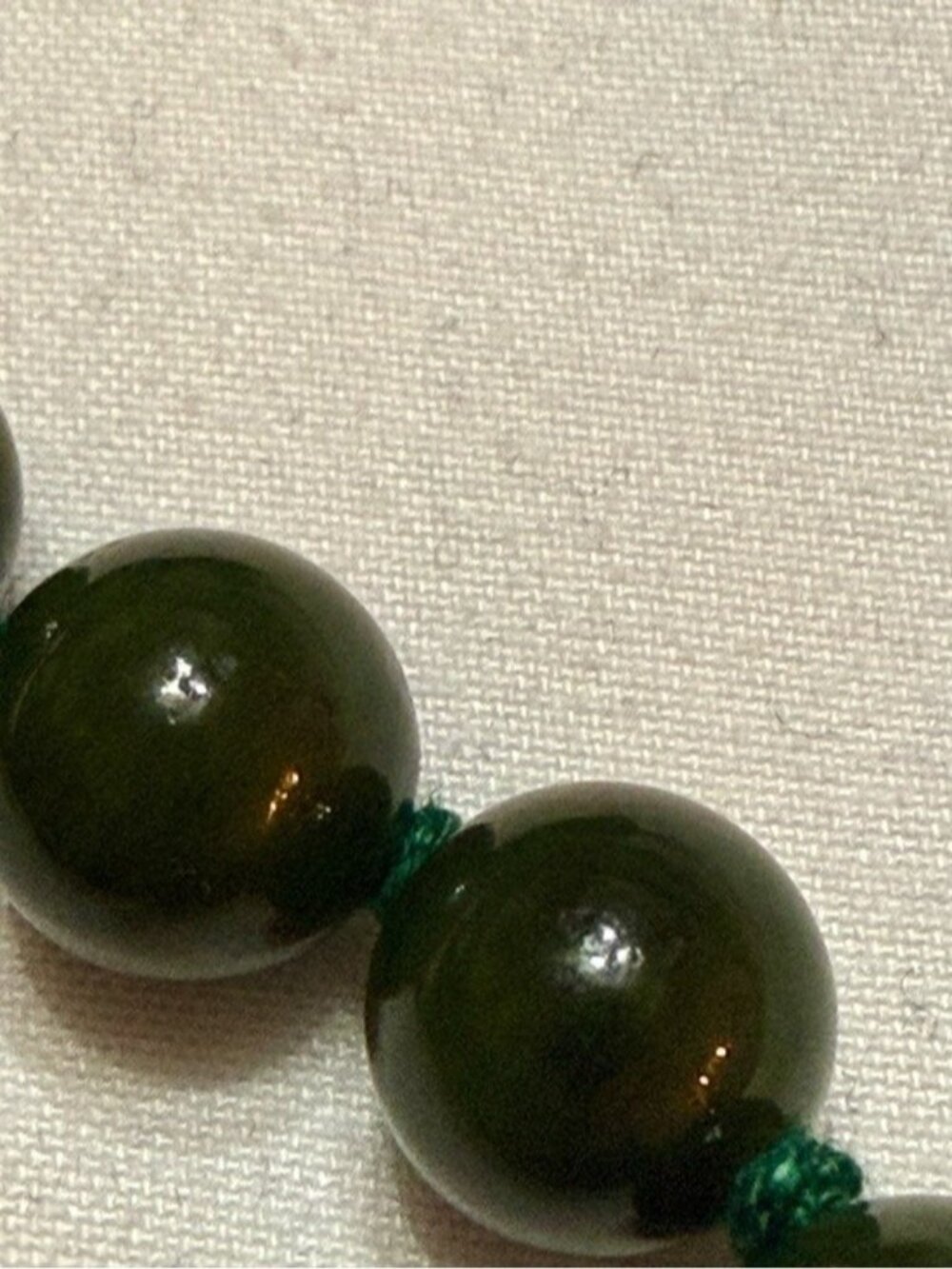 Vintage B.C. Nephrite Jade Knotted Necklace - Cariboo Jade Shoppe (20") - Picture 8 of 8